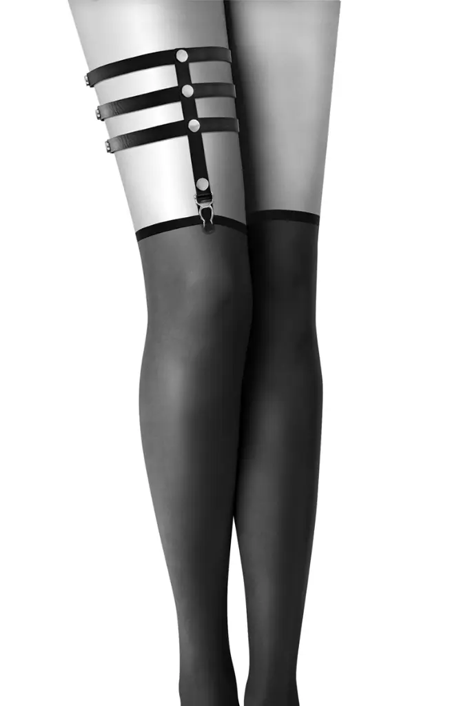 20330_800_jarretiere_ajustable_avec_rivets.webp