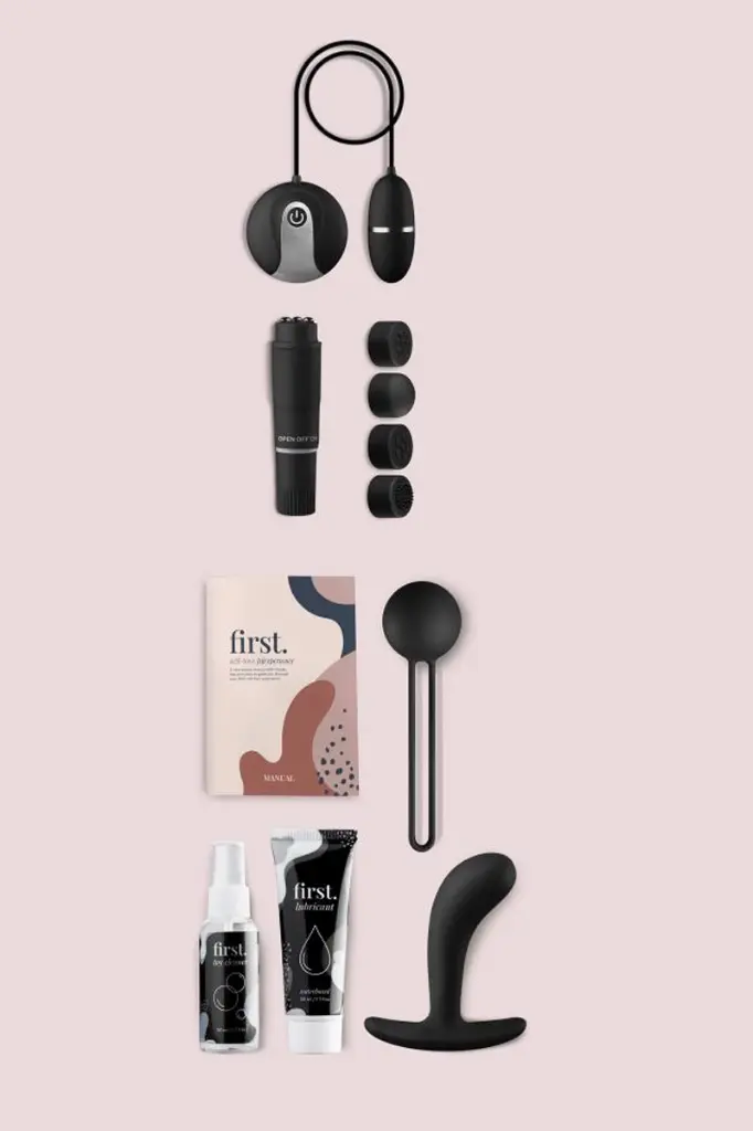 rbcollection_coffret_plaisir_solo_first_self-love_experience-loveboxxx (3).webp